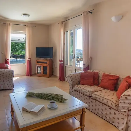 Lourdas View * Vlachata